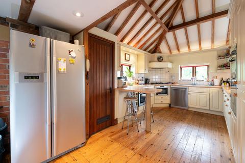 The Moat House, 8 Castle Barns, Bletsoe, Bedford, MK44 1TL
