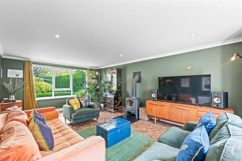 5 bedroom detached house for sale, Station Road, Fiskerton NG25