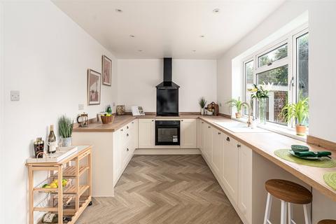 3 bedroom bungalow for sale, Sea Lane Gardens, Ferring, Worthing, West Sussex, BN12
