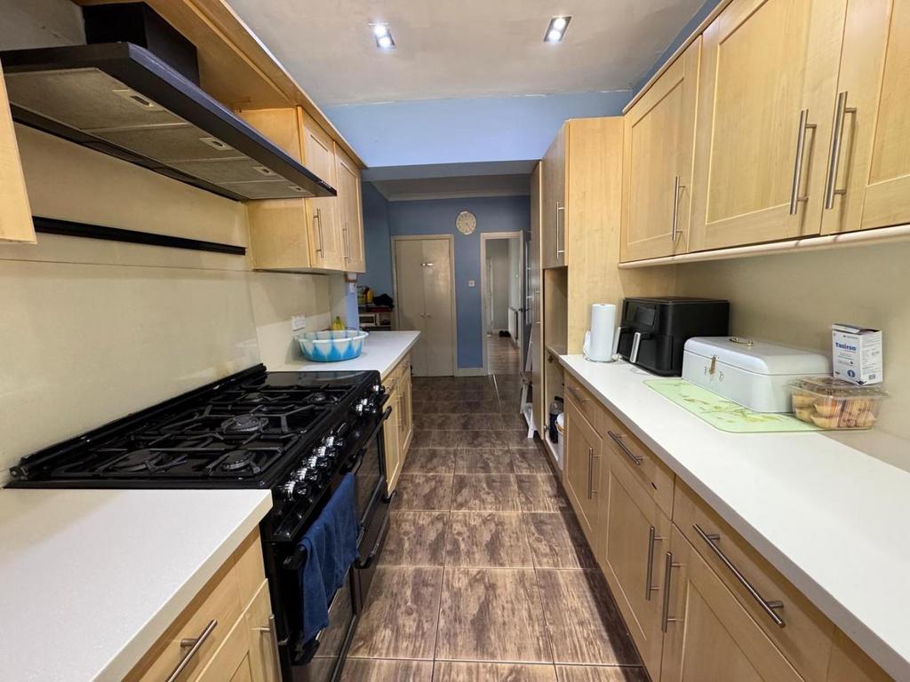 Open Plan Kitchen/Utility Room
