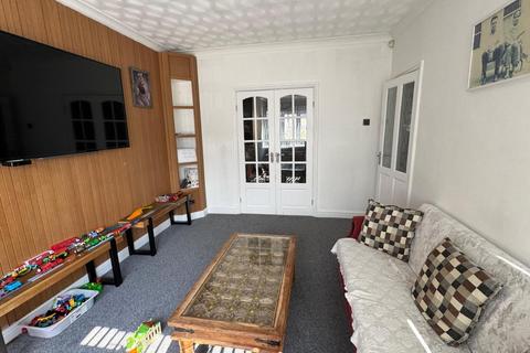 4 bedroom semi-detached house for sale, Coopers Road, Birmingham
