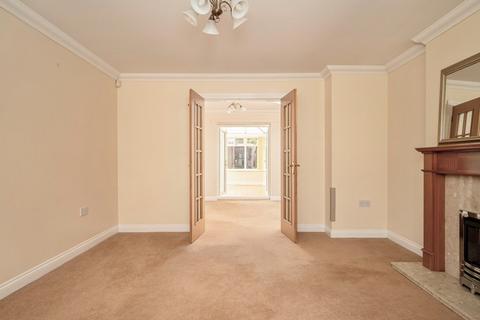 2 Bowling Green View, Drighlington, Bradford, BD11 1JP