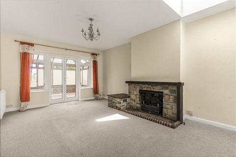 3 bedroom detached bungalow for sale, Carew Close, Coulsdon, CR5 1QS