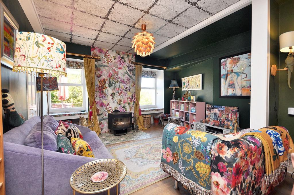 Sitting Area