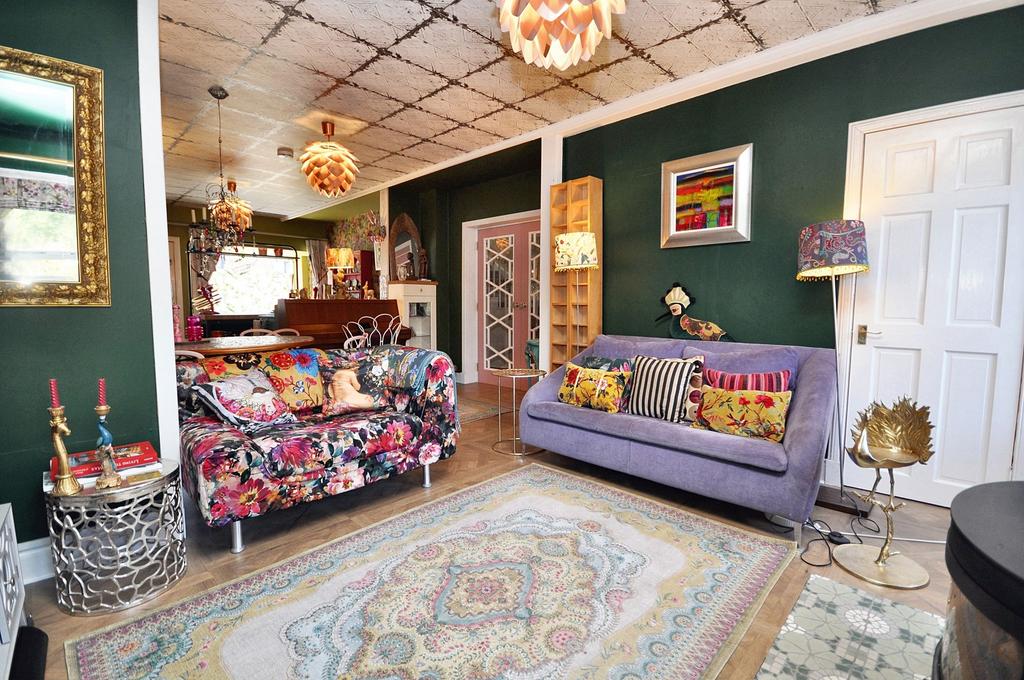 Sitting Area