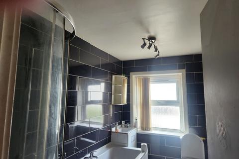 undefined, Lees Road, Oldham, Greater Manchester, OL4 3AF
