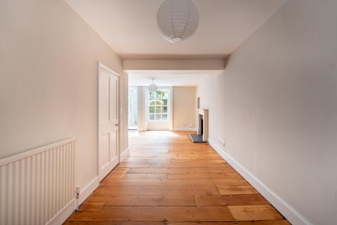 10 Westfield Place, Bristol, BS8 4AY