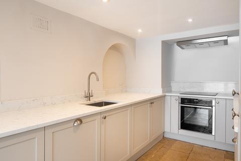 10 Westfield Place, Bristol, BS8 4AY