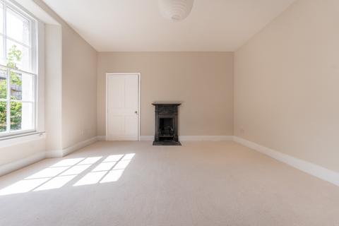 10 Westfield Place, Bristol, BS8 4AY