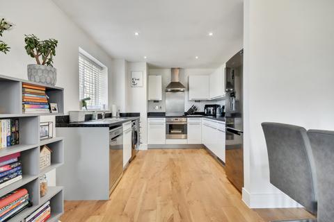 18 Henry Manning House Milan Walk, Brentwood, CM14 4JQ