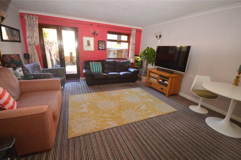 3 bedroom terraced house for sale, Drakes Close, Bridgwater, TA6