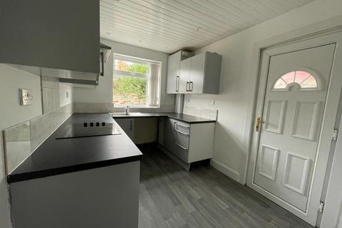 3 bedroom semi-detached house to rent, Brentwood Street, Wirral CH44
