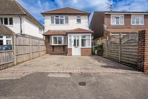 19 Olivers Meadow, Westergate, Chichester, PO20 3YA
