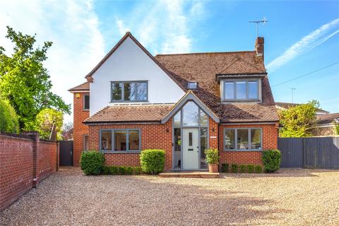 5 bedroom detached house to rent, St. Andrews Road, Oxfordshire RG9