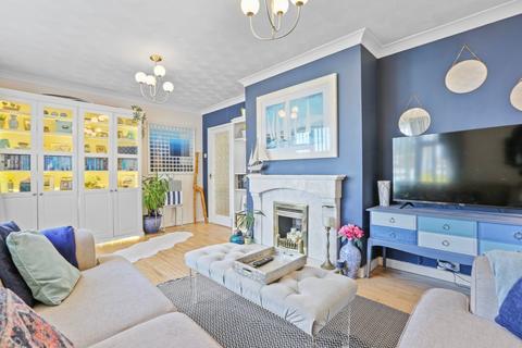 14 Cheriton Grove, Tonteg, Pontypridd, CF38 1PF