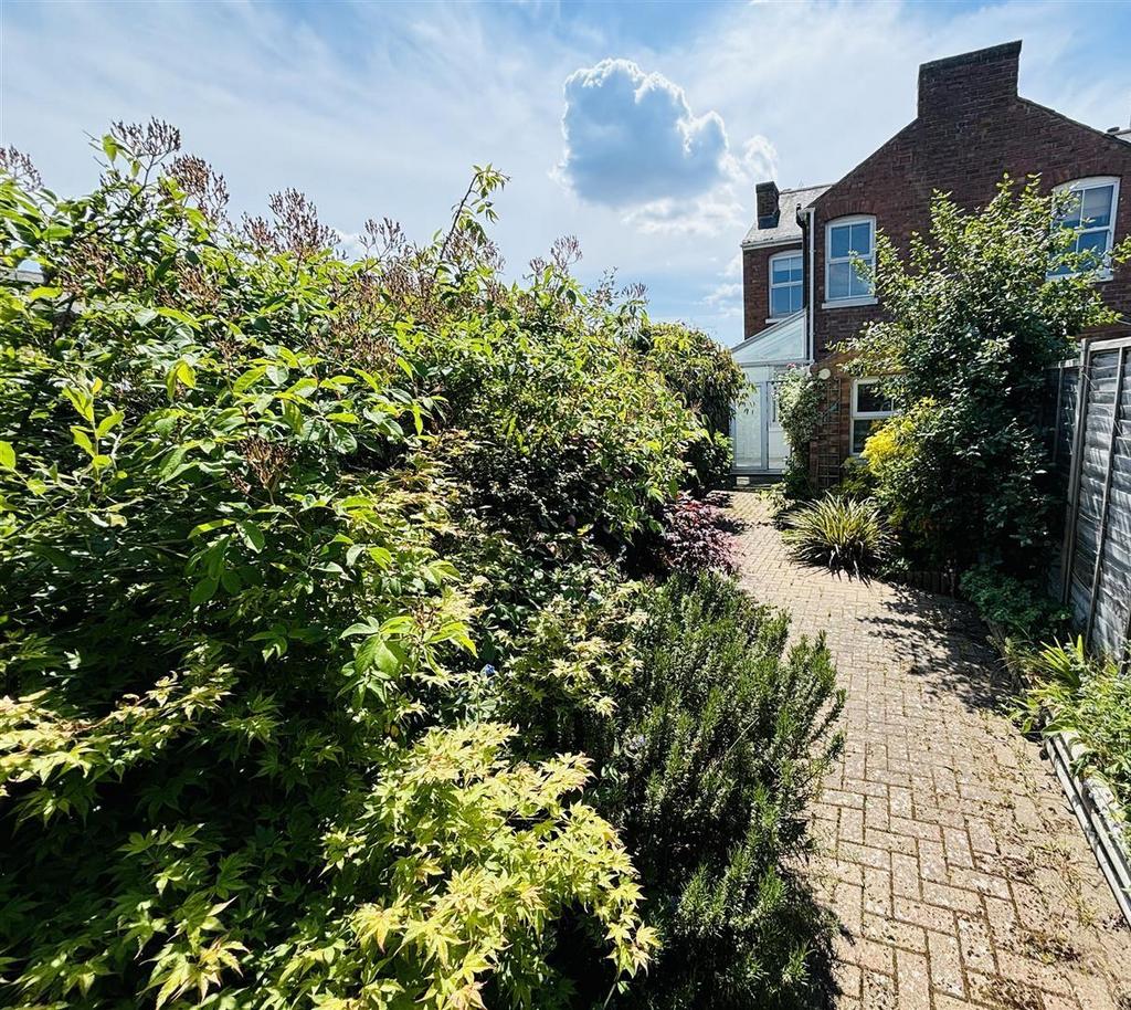 South View Garden.N.jpg