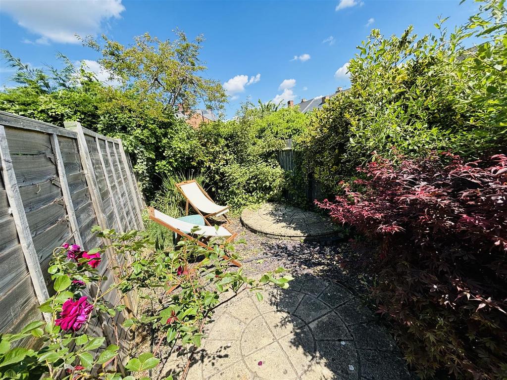 Garden.....jpg
