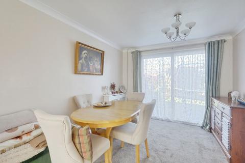 16 Chaffinch Close, Shoeburyness, Southend-on-sea, SS3 9YF