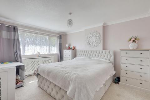 16 Chaffinch Close, Shoeburyness, Southend-on-sea, SS3 9YF
