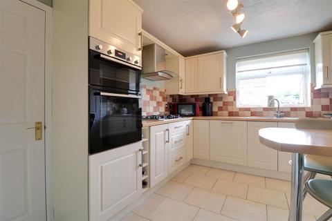 4 Birches Way, Kidsgrove, Stoke-on-trent, ST7 4XU