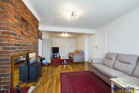 4 bedroom detached house for sale, Anderson Avenue, Reading RG6