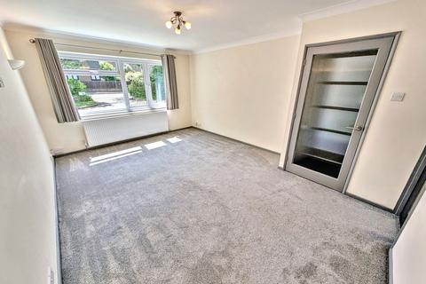 2 bedroom flat for sale, East Cliff