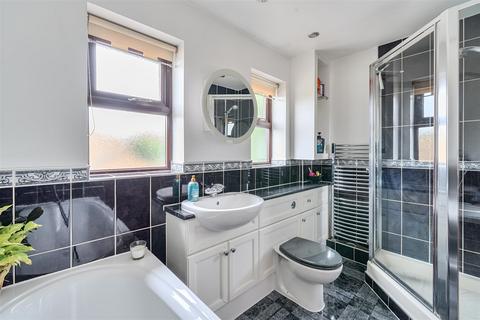 36 Blacksmith Drive, Weavering, Maidstone, ME14 5SZ