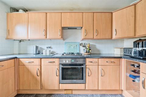 36 Blacksmith Drive, Weavering, Maidstone, ME14 5SZ