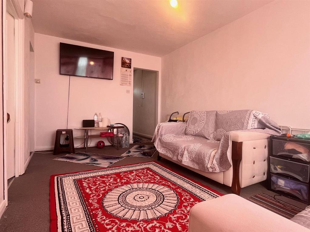 Living room3.jpg