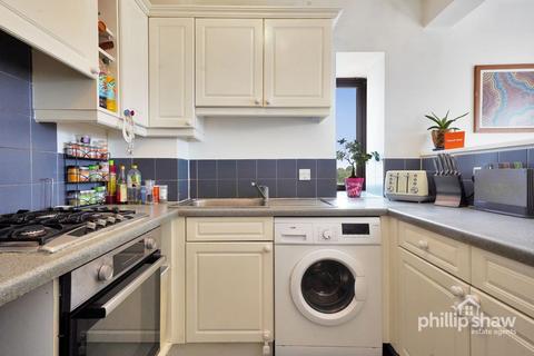 2 bedroom flat for sale, Nash Way, Kenton, HA3