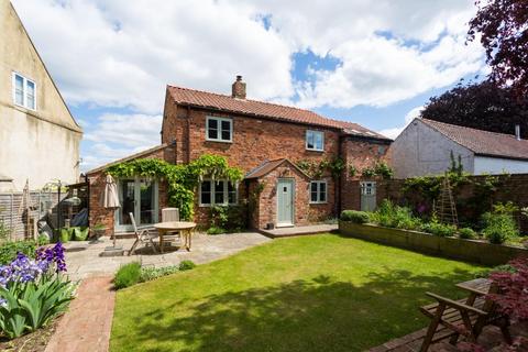 Linfield House, 2 Bernard Lane, Green Hammerton, York, YO26 8BP