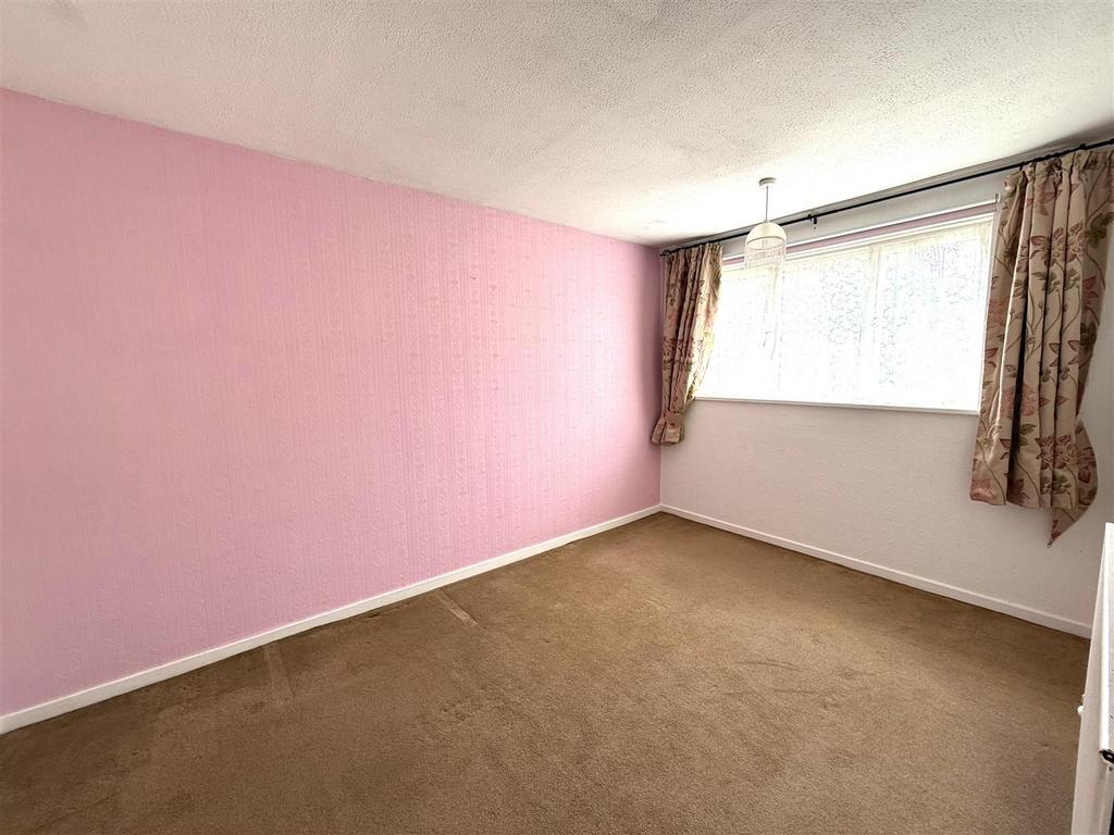 9 lanehead bed 1.jpeg