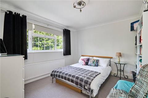 8 Briery Close, Ilkley, LS29 9DL