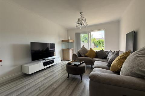 3 bedroom semi-detached house for sale, Shackerdale Road, Wigston LE18