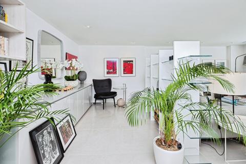 3 bedroom flat for sale, The Quays, Salford Quays, Salford, M50