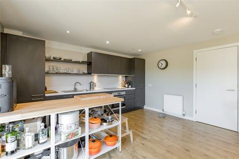 Flat 5, 4 Ropemaker Street, Edinburgh, EH6 7AN