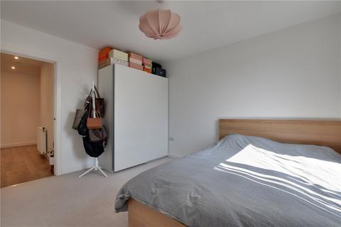 11, Bowspirit Apartments Creekside, London, SE8 3GP