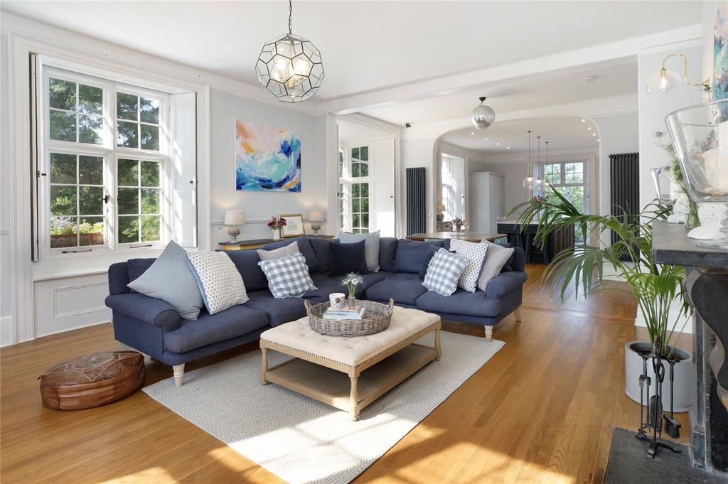 Sitting Area