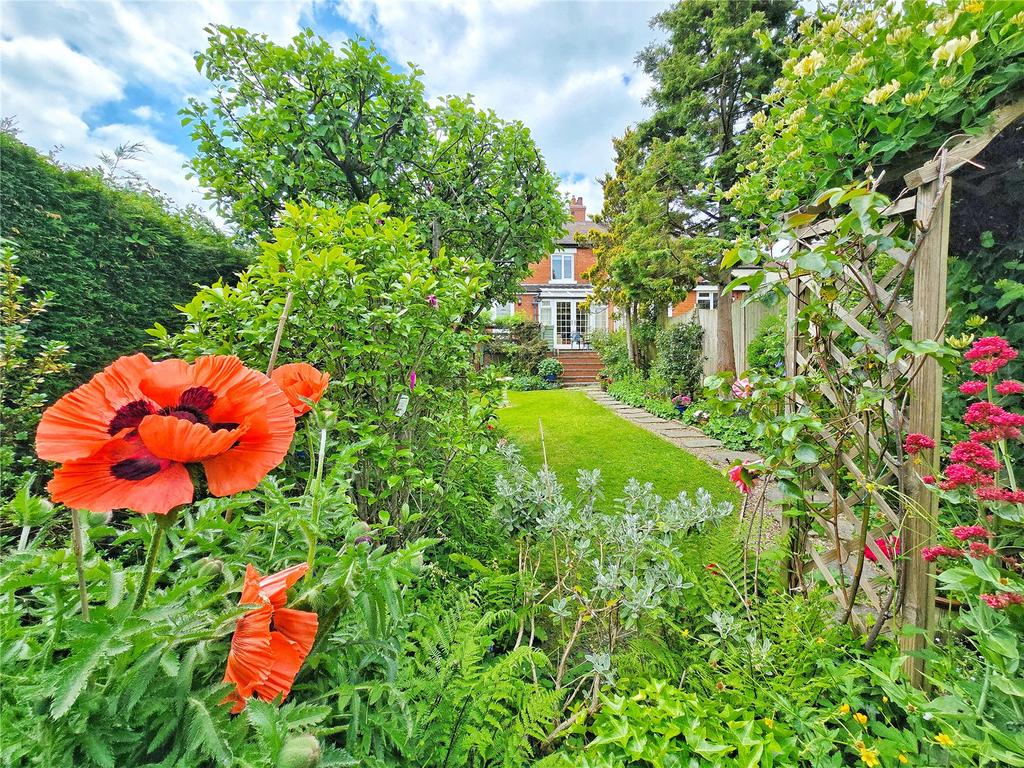 Lush Gardens
