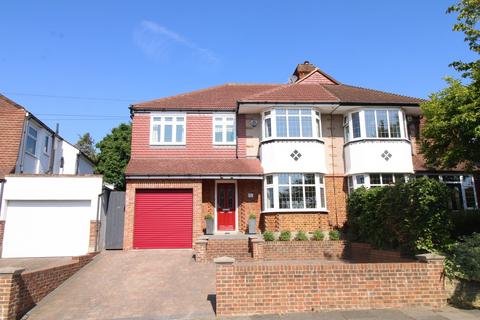 47 Crest Road, Bromley, BR2 7JA
