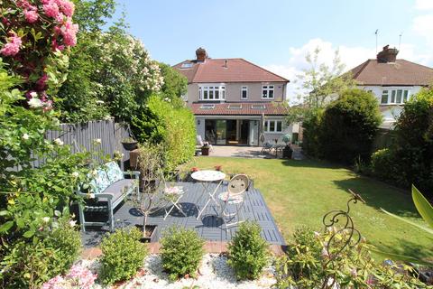 47 Crest Road, Bromley, BR2 7JA