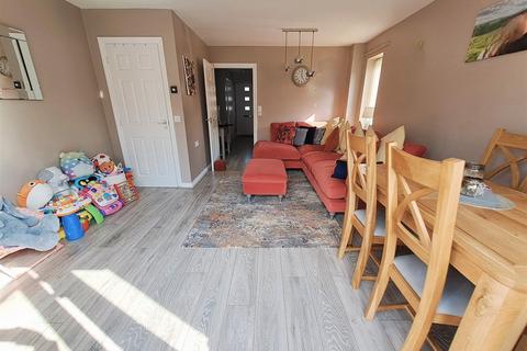 4 Heath Fields Way, Birmingham, B26 2UF