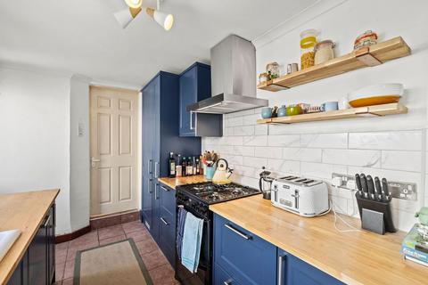 11 Castle Square, Mumbles, Swansea, SA3 4BJ