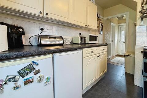 60 Ashbourne Road, Bradford, BD2 4DL