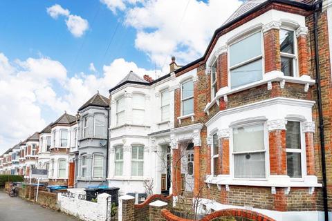 3 bedroom flat for sale, Bathurst Gardens, Kensal Rise , London, NW10