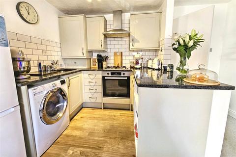 1 bedroom flat for sale, Headley Road, Hindhead GU26