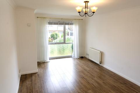 2 Blacksmith Close, Ashtead, KT21 2BD