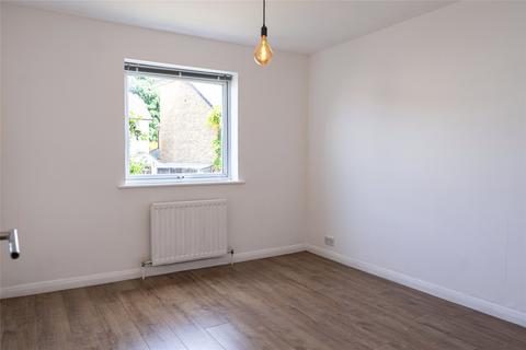 2 Blacksmith Close, Ashtead, KT21 2BD