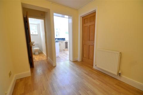 81 Oaklands, South Godstone, Godstone, RH9 8HX