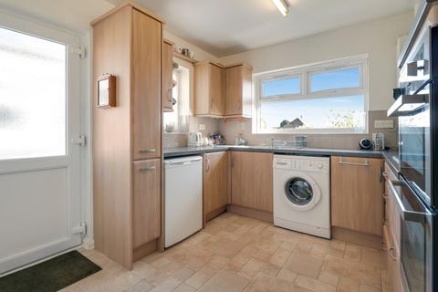 2 bedroom detached bungalow for sale, Essington Close, Exmouth, EX8 4QY